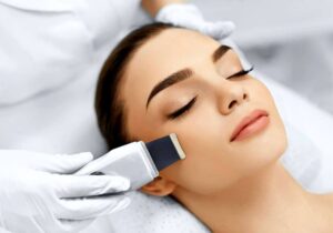 Ultrasonic facial cleanser
